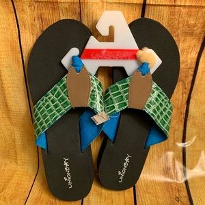 NWT Union Bay flip flops size 7